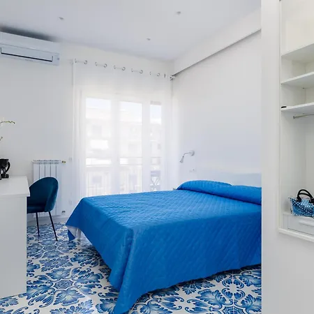 בית הארחה De Vivo Realty - Pusiso סורנטו