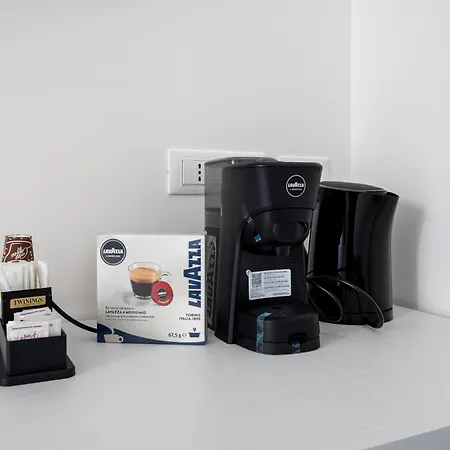 Pusiso - De Vivo Realty Gasthuis