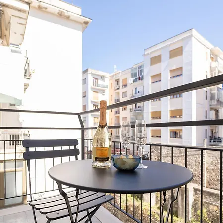 Konukevi De Vivo Realty - Pusiso Sorrento