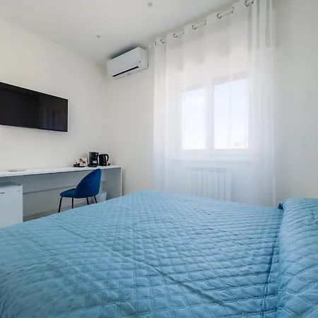 Pusiso - De Vivo Realty Sorrento