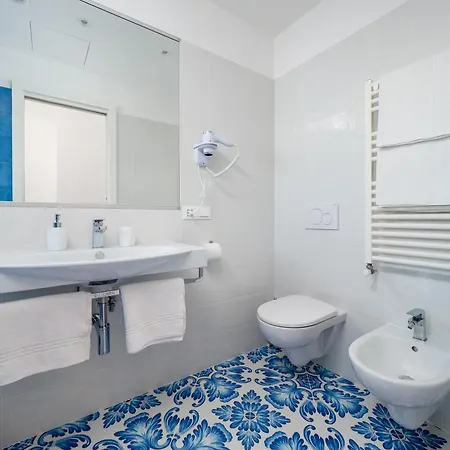 Gasthuis Pusiso - De Vivo Realty