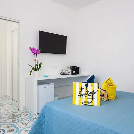De Vivo Realty - Pusiso Sorrento
