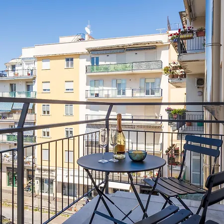 De Vivo Realty - Pusiso 3* סורנטו