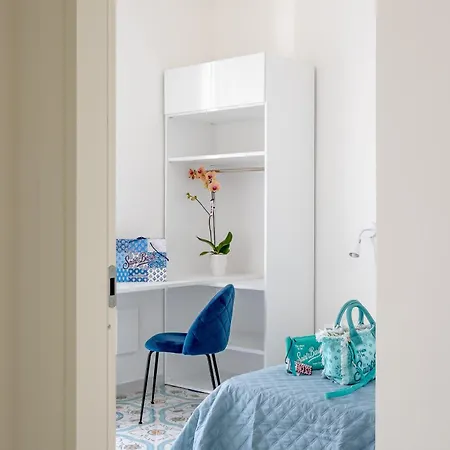 Pusiso - De Vivo Realty 3* Sorrento