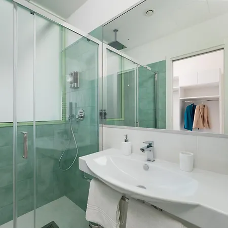 Pusiso - De Vivo Realty Gasthuis 3*