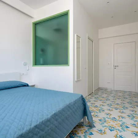 Pusiso - De Vivo Realty 3* Península Sorrentina