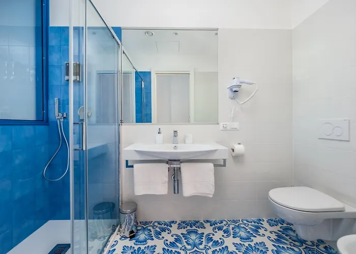 Pusisò - De Vivo Realty Affittacamere 3*