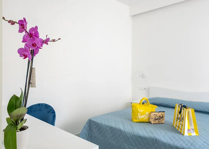 Pusiso - De Vivo Realty בית הארחה 3*