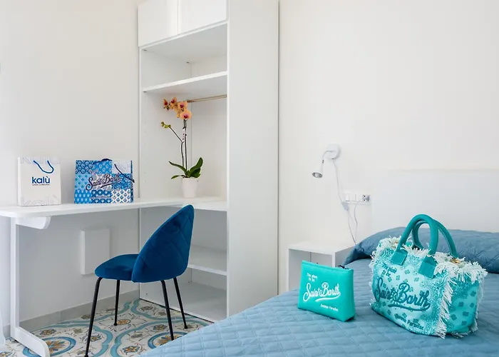 Pusiso - De Vivo Realty סורנטו