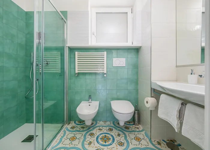 Pusiso - De Vivo Realty בית הארחה 3*