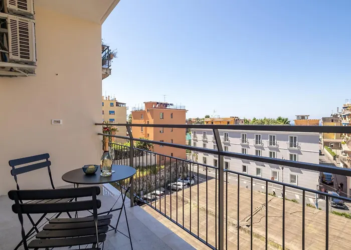 Pusisò - De Vivo Realty Affittacamere 3*