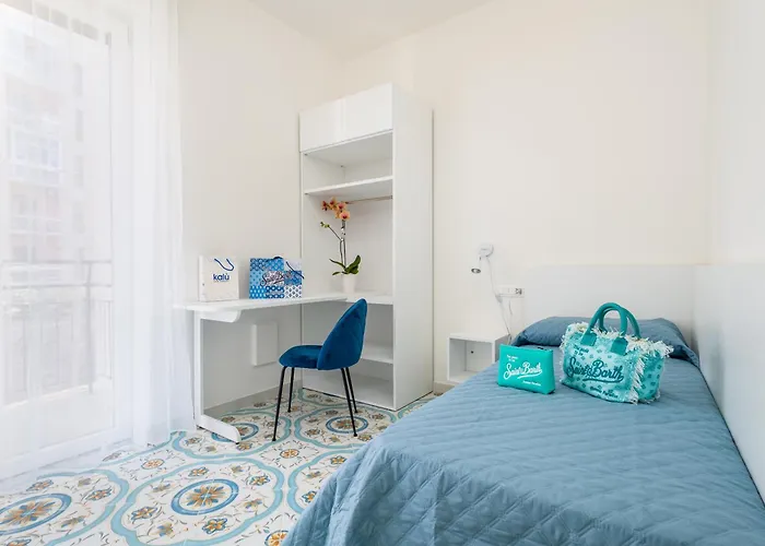 Pusiso - De Vivo Realty בית הארחה סורנטו