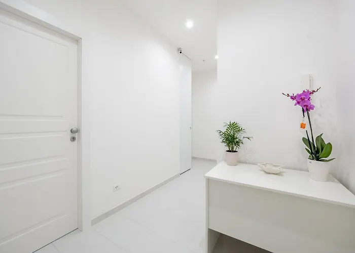 Pusisò - De Vivo Realty