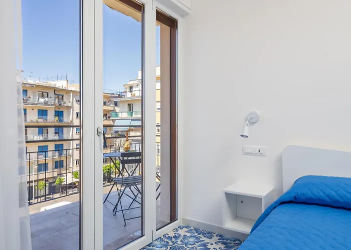 Pusisò - De Vivo Realty