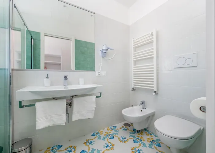 Pusisò - De Vivo Realty