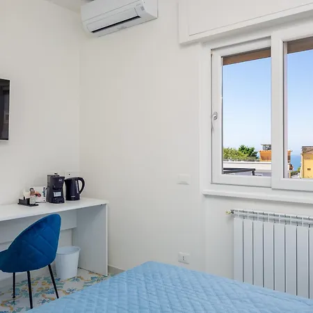 De Vivo Realty - Pusiso 3*