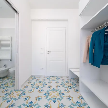 Pusiso - De Vivo Realty Guest house Sorrento