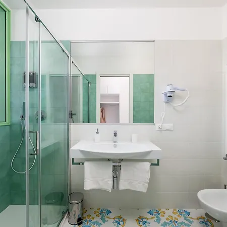 Pusiso - De Vivo Realty Sorrento