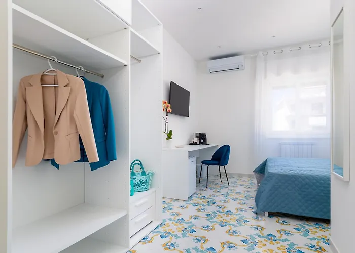 Pusiso - De Vivo Realty بيت ضيافة