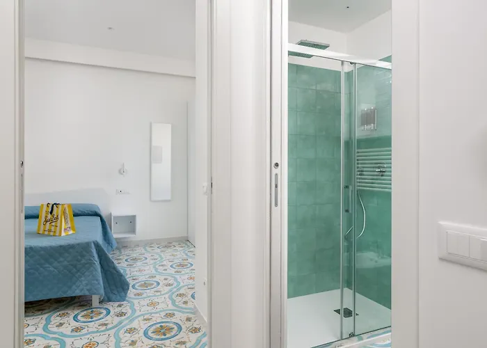 Pusiso - De Vivo Realty 3* سورينتو