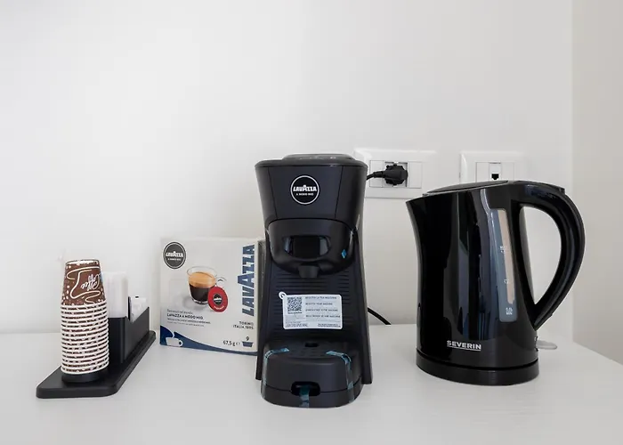 Pusiso - De Vivo Realty بيت ضيافة سورينتو